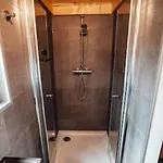 Hotel Tiny House Roes *