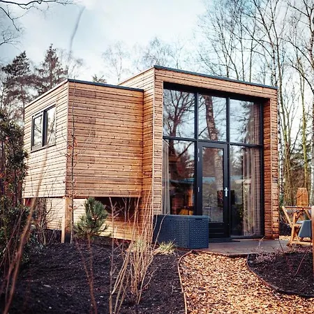 酒店 Tiny House Roes